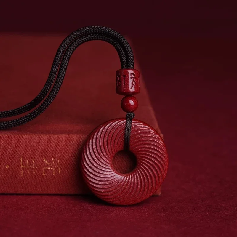 

Красный киноварный кулон-оберег с китайским узором, энергетически вырезанный, модный, из натурального камня, дизайнерское украшение, настоящий подарок, роскошь