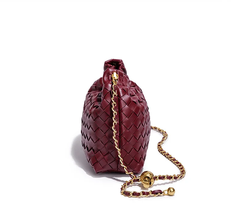 Bolso tejido a mano 2026, bolso nube, cadena pequeña, bolso bandolera, bolso de hombro versátil de lujo ligero para mujer, a la moda
