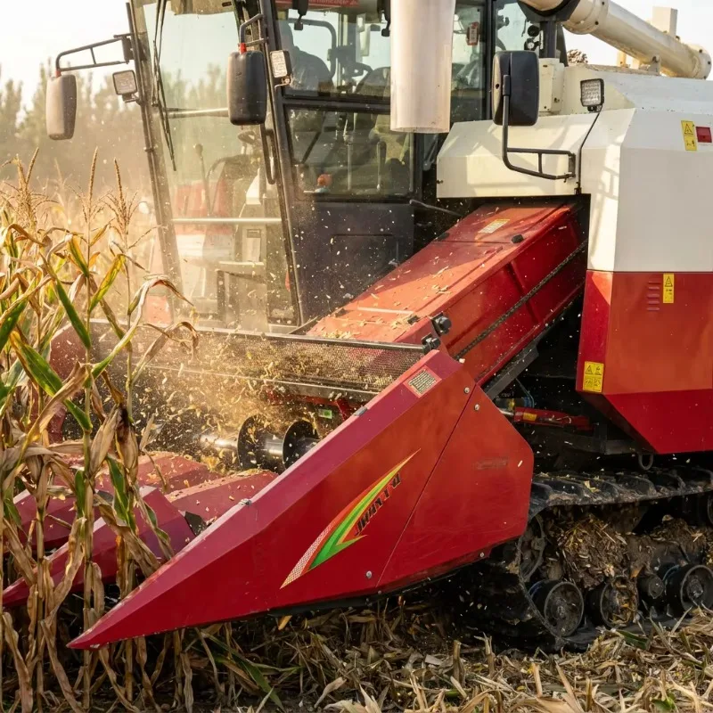 High Productivity Corn Combine Harvester Agricultural Self Propelled Machine Sale Factory Direct Accept Custom