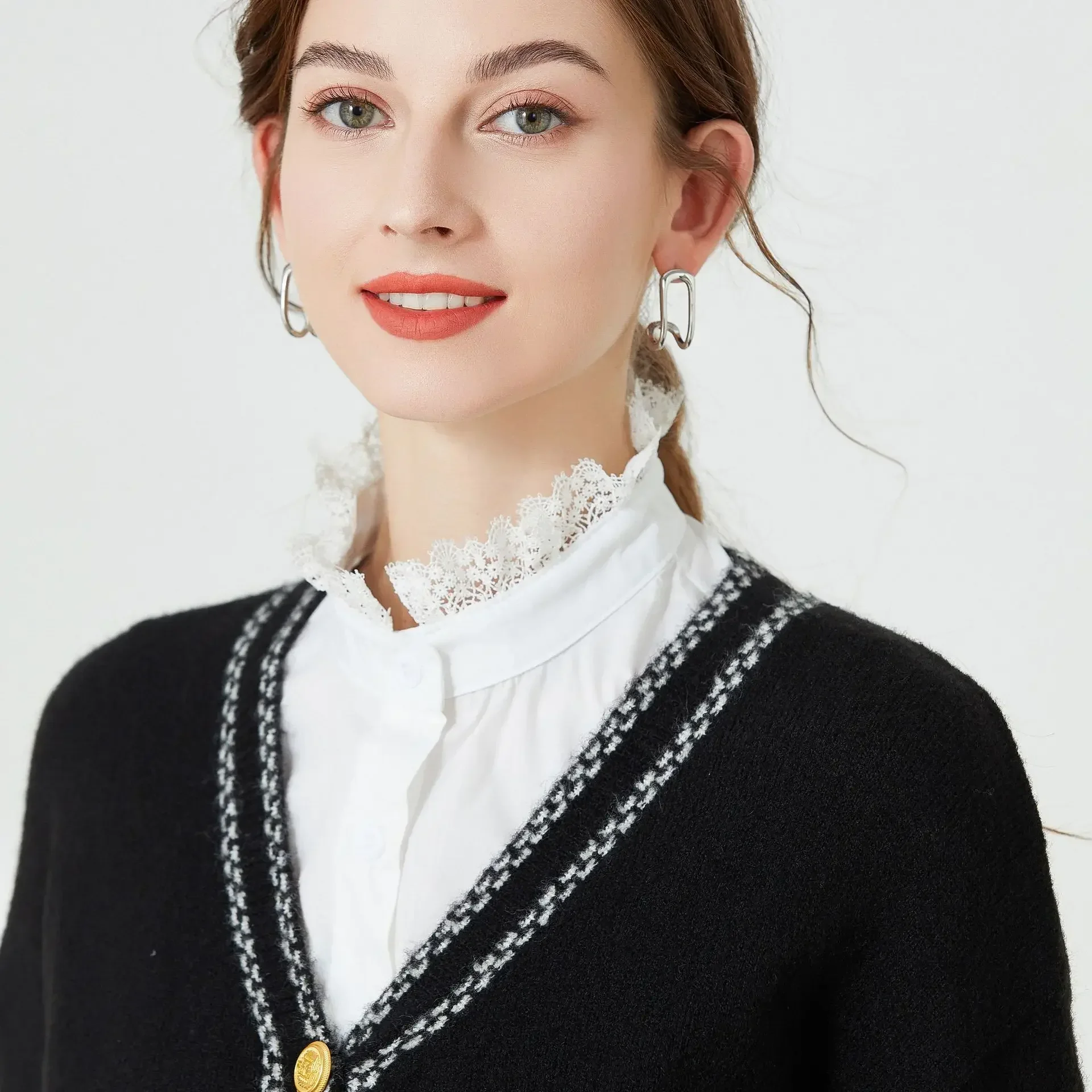 White Lace Ruffles Stand Fake Collar for Women Shirt Blouse Detachable Collars Female Half Shirt False Collar Clothing Accessory