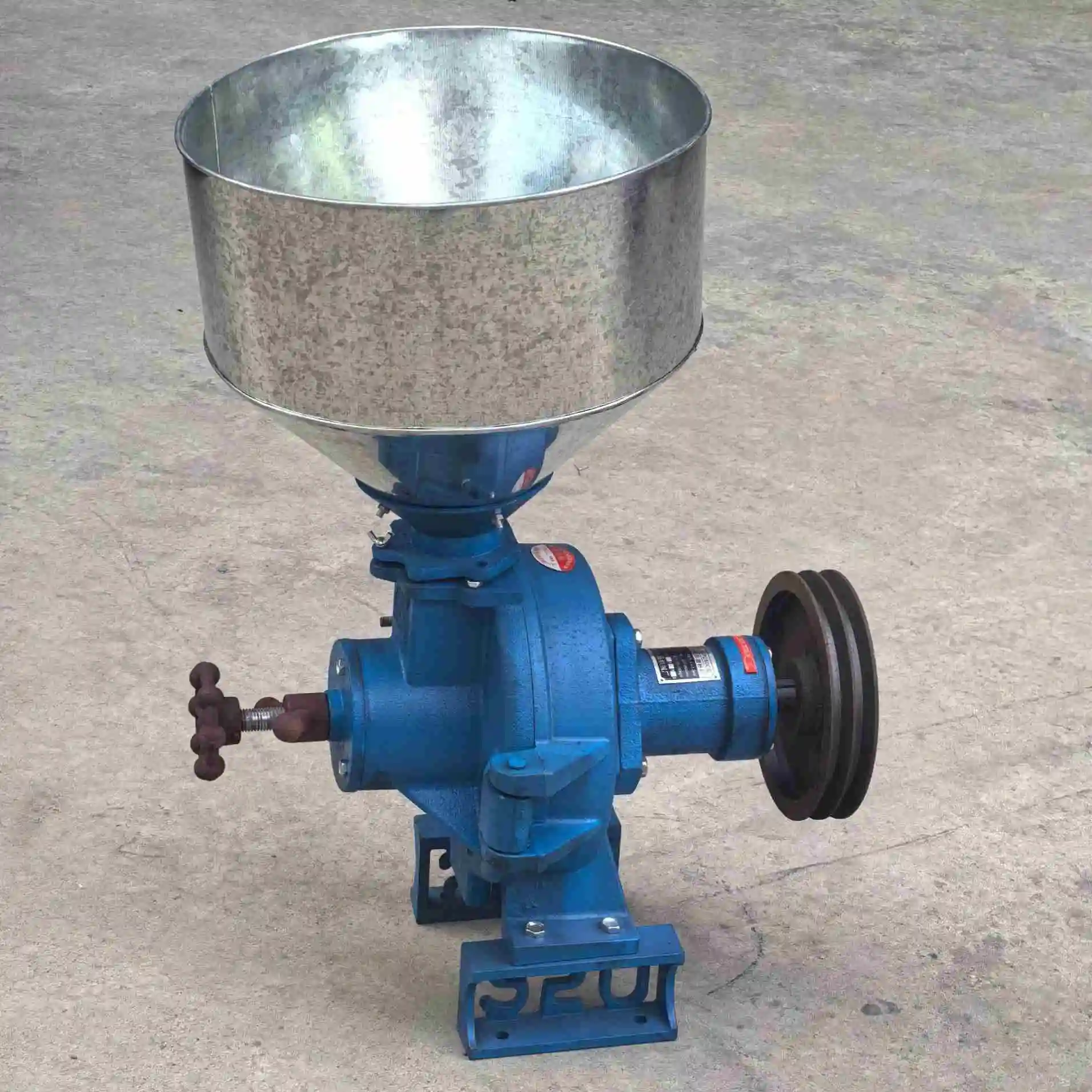 Dual-Purpose Steel Disc Mill Refiner Large Grain Mill for Wet and Dry Applications for Food Processing of Grains and Roots