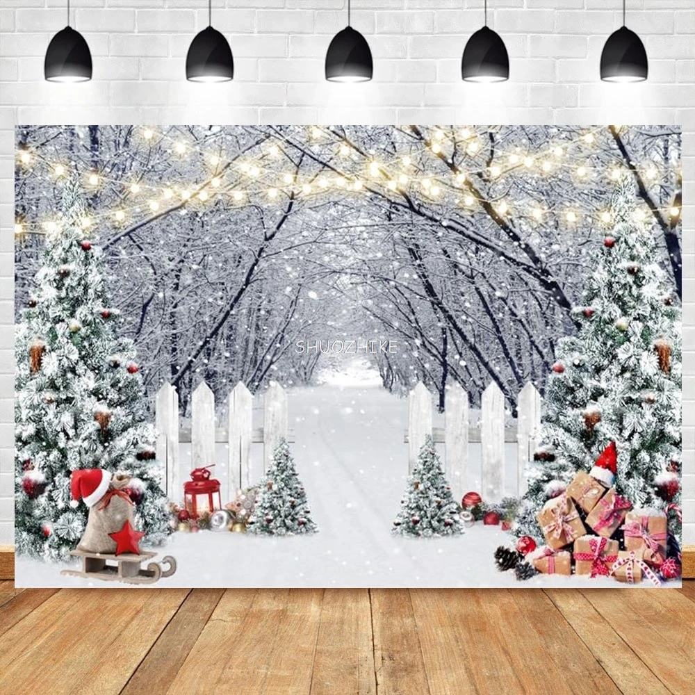 Foresta invernale Neve Sfondo natalizio Paesaggio naturale di montagna di pino Albero di Natale Ritratto di bambino Sfondo fotografico Studio fotografico