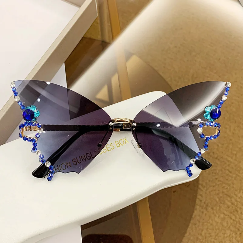 

Butterfly Shape Frameless Sunglasses Women's Fashion Exaggerated Sunglasses Elegant Temperament Commuter Accessories