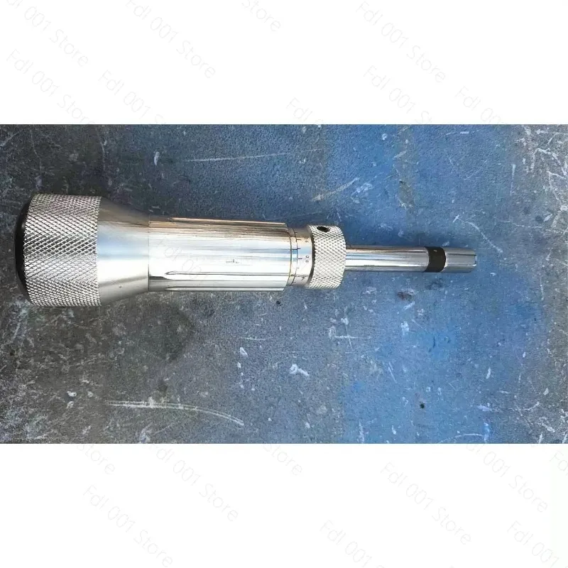 Torque screwdriver, torque wrench, torque fastening detection tool