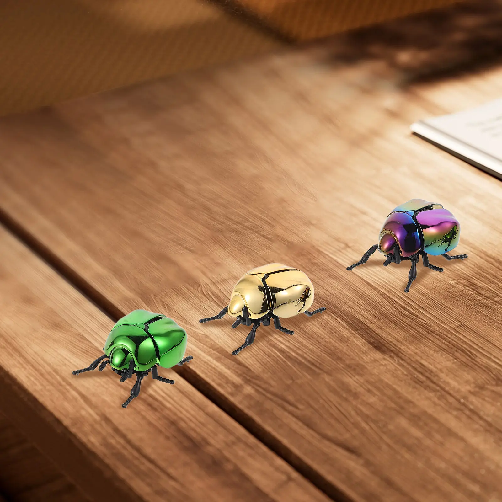 

3Pcs Realistic Simulated Beetle Wind-Up Insect Shaking Head Tail Plastic Bug Decor Educational Interactive Prank Indoor Outdoor