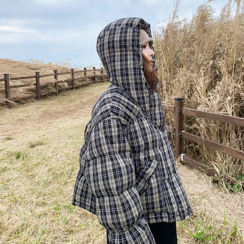 Retro Plaid Short Down Cotton Jacket for Petite Women in Winter 2025 New High-end Cotton Jacket