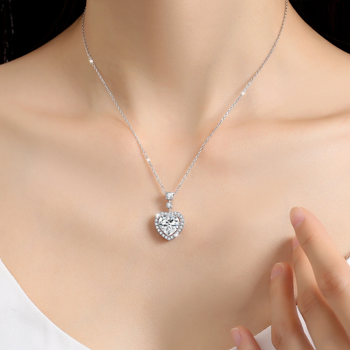 4CT D Color VVS1 Heart Shaped Moissanite Necklace Romantic Love Pendant 925 Sterling Silver Fine Jewelry Gift for Women