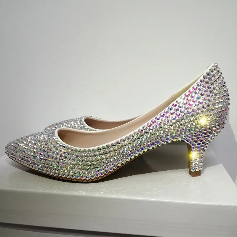 

Женские туфли-лодочки с острым носком, полностью усыпанные стразами, на высоком каблуке 11/5 см, блестящие, с кристаллами, на шпильке, для свадьбы и торжественных мероприятий