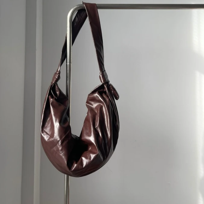 Top Quality Slightly Shiny Soft Cowhide Large Croissant Bag Women Bag