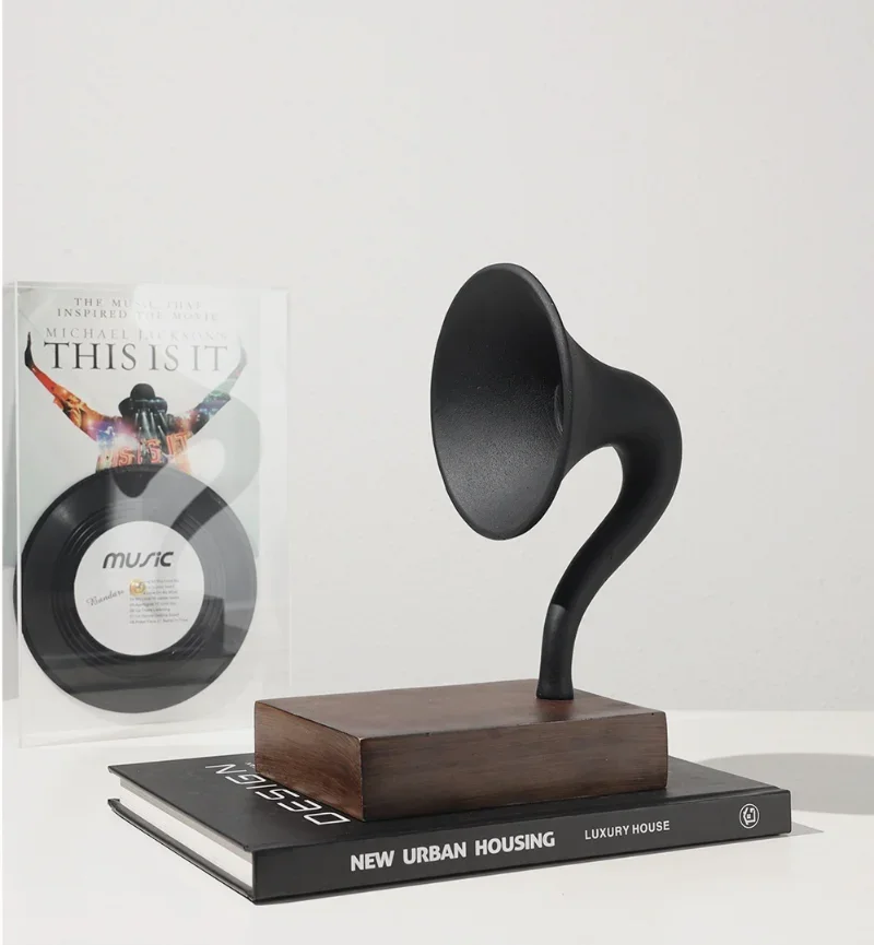 

Vertical Retro Music Theme Simulation, Retro Record, phonograph, Resin Arts and Crafts, Home Decoration Accessories, 25cm