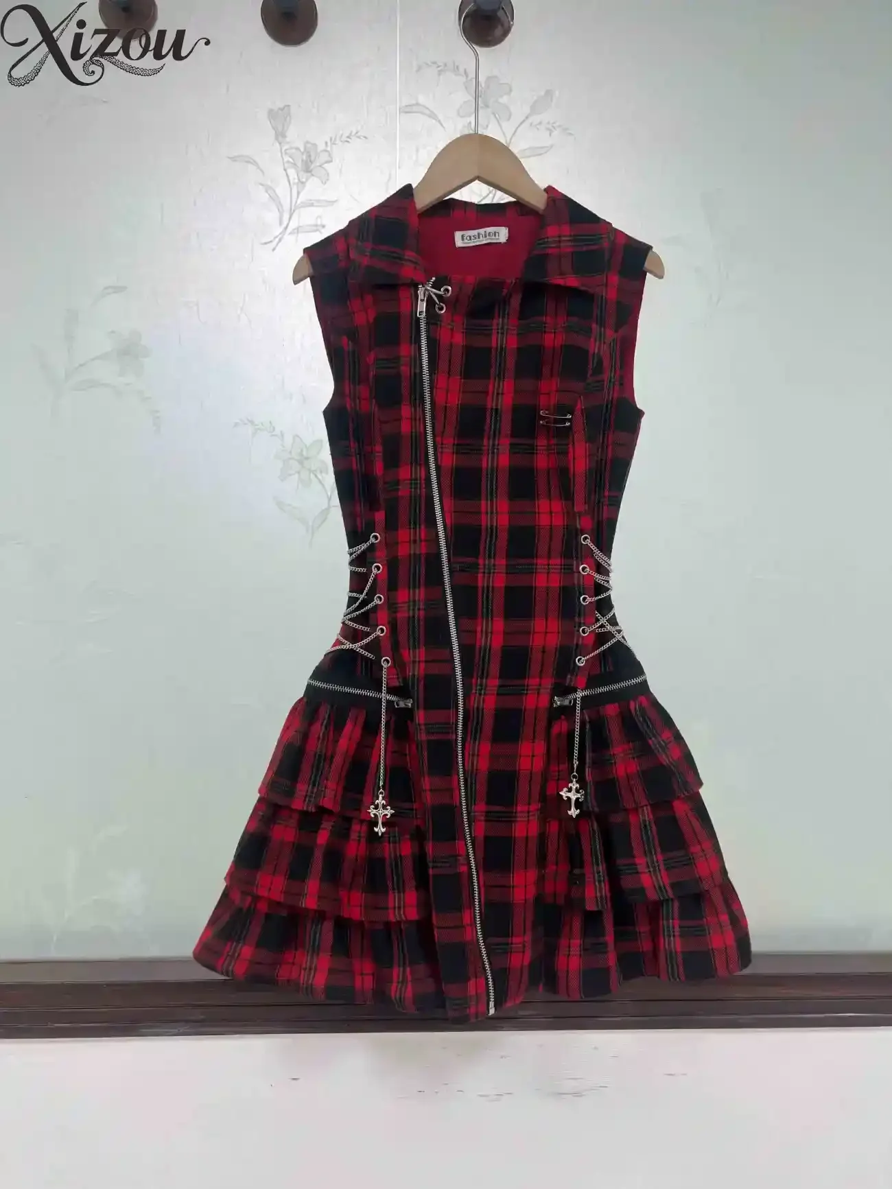 Women Punk Sleeveless Mini Dress Metal Chain Zipper Ruched Skirt Gothic Y2K Dark Grunge Outfit 2026 Summer Cool Spring Dresses