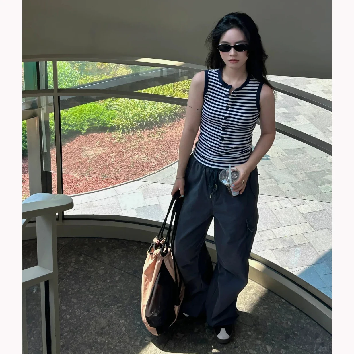 

Длинно-термический классический универсальный женский вязаный приталенный топ на бретелях с воротником Генри, лето 2025 года, стандартный полосатый узор