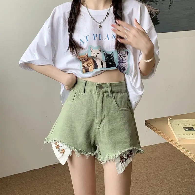 

2024 Summer New minimalist green pocket embroidered high waisted A-line wide leg denim oversized chubby girl shorts