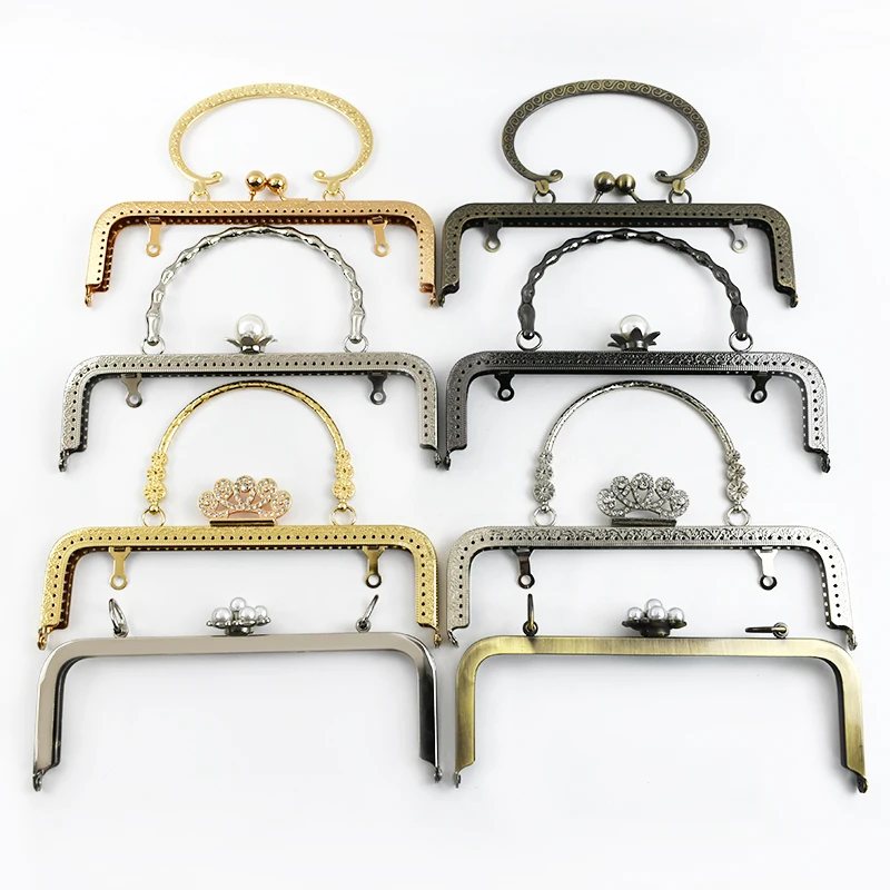 

1/2Pcs 20cm Embossed Metal Bags Handle for Women Handbag Closure Kiss Clasp DIY Handmade Purse Frame Brackets Sewing Accessories