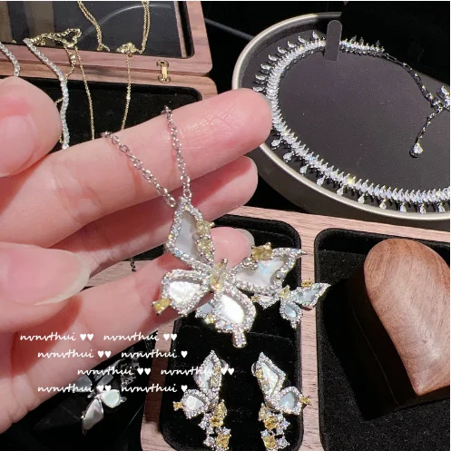 Jewelry Butterfly Ring Baroque Plated 18K Gold Irregular Zircon Shell Butterfly Earrings