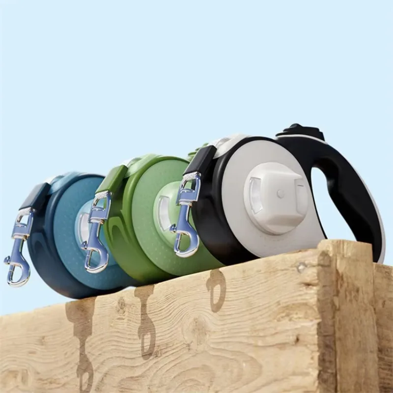 8M Retractable Dog Leash Heavy Duty LED Flashlight Pet Walking Lead for Large Dogs Outdoor - view 4