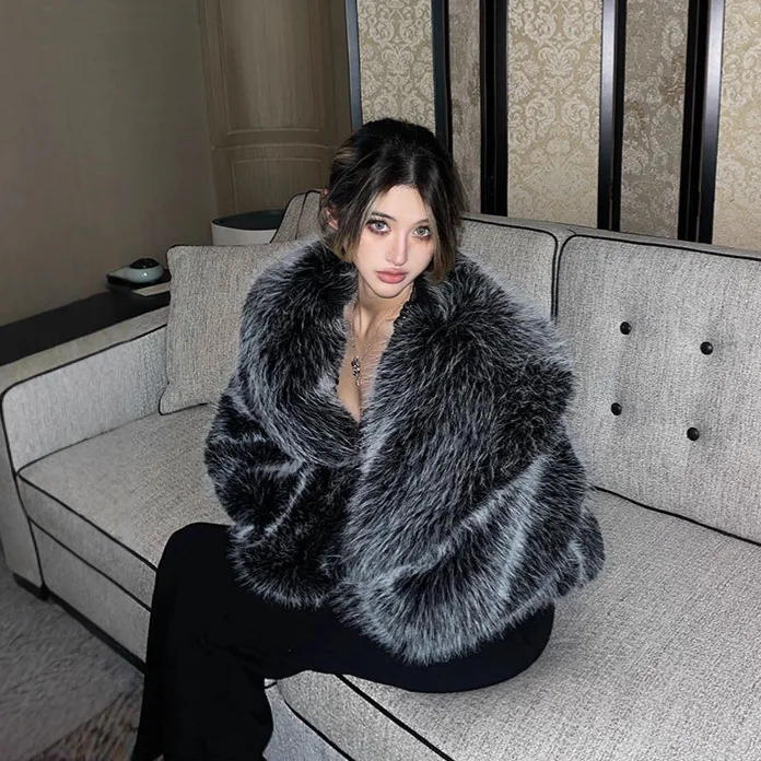 

Autumn Winter Fluffy Silver Fox Fur Coat Women's Lapel Street Photography Style Environmentally Friendly Fur Style Fur Jacket