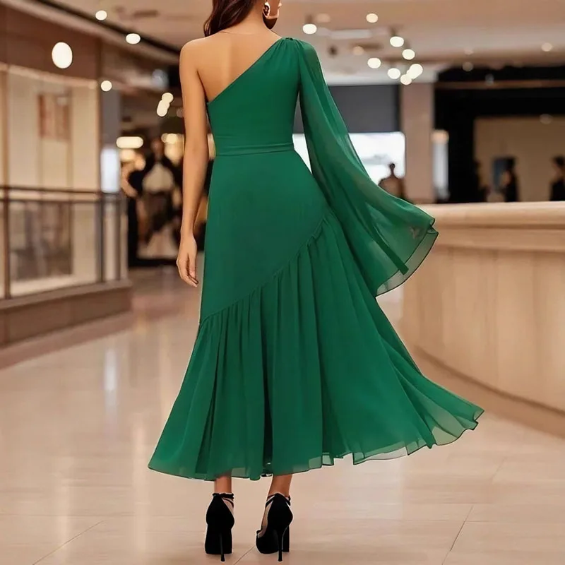 Eleganckie, jednolite, łączone, plisowane długie sukienki damskie, seksowne suknie wieczorowe z asymetrycznym dekoltem, jesienne sukienki boho z ukośnymi ramionami i długim rękawem.
