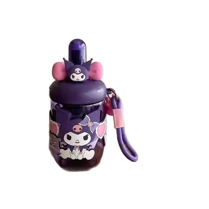 

Sanrio Cute Girls Straw Tumbler Large Capacity Tritan Plastic Water Bottle High Aesthetic Tea Separation Ice Resistant Cup