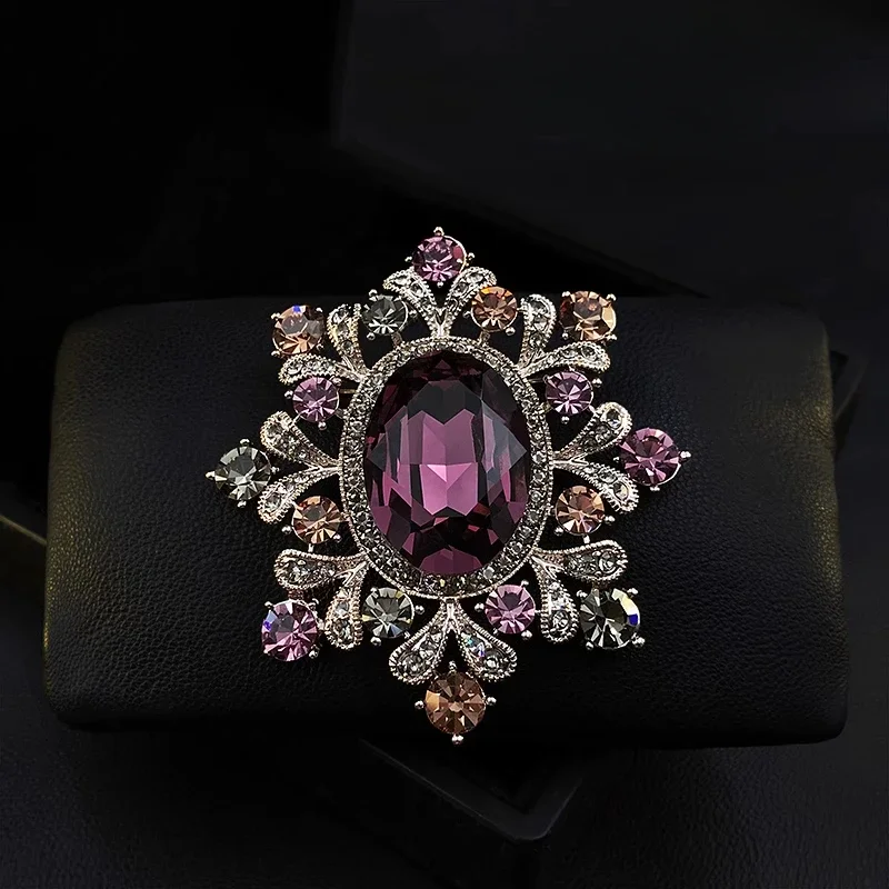 

Vintage Brooch Flower Pin for Women Suit Court Style Big Luxury Purple Corsage Clothing Accessories Crystal Jewelry Gifts 1638