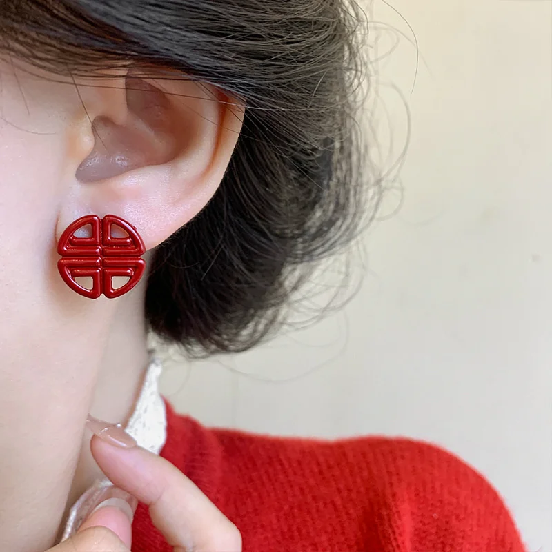 2025 Blooming Red Flower Stud Earrings for Women Elegant Simple Heart Geometry Earrings Aesthetics New Year Jewelry Gifts