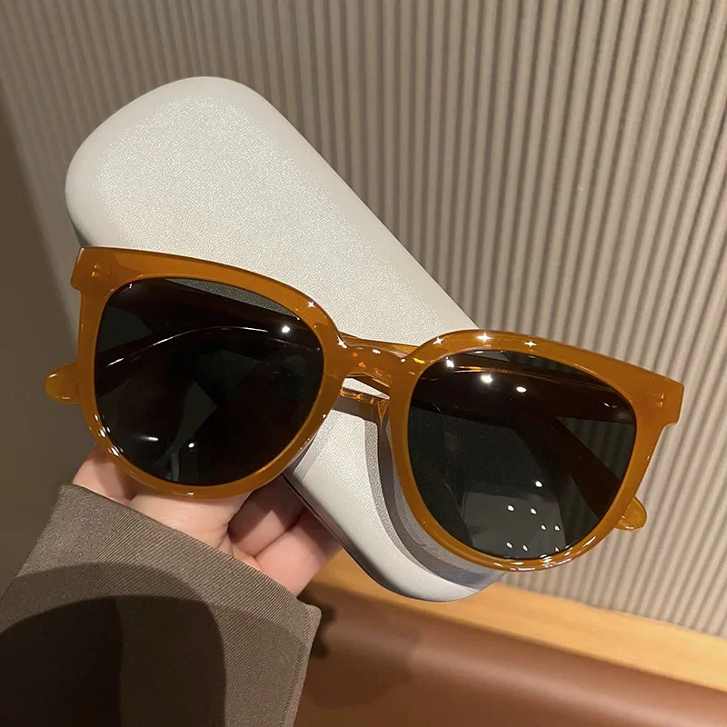 Retro Oval Small Frame High-end Men's And Women's Sunglasses Outdoor Leisure Eyewear UV400 Goggles Shades Sun Glasses