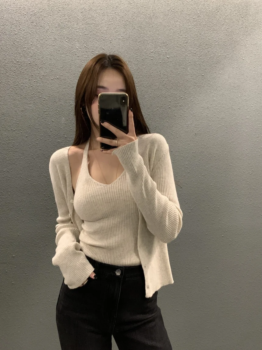 #4 Compare Sweater Vests Before You Buy