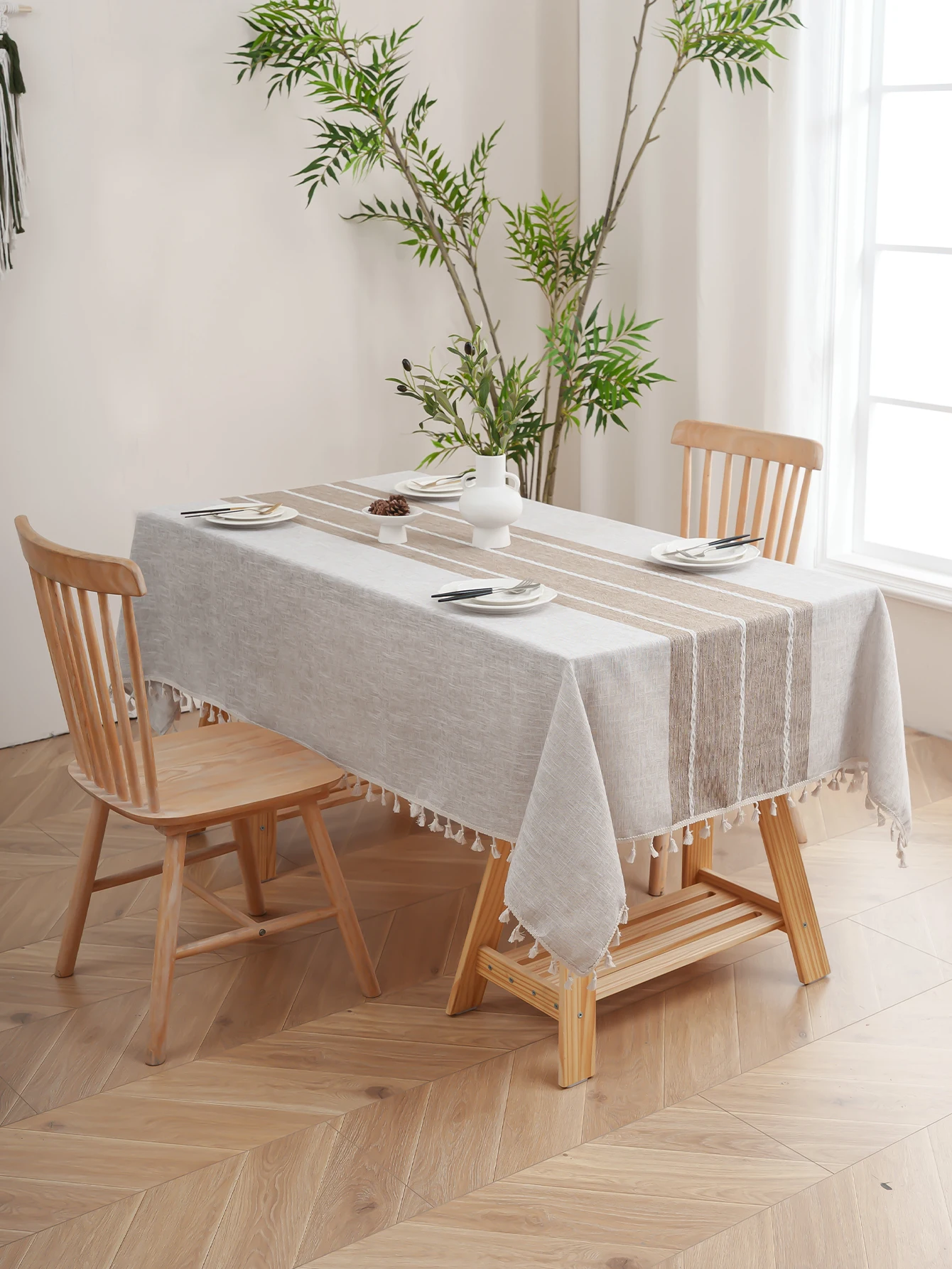 Khaki White Stripes Tablecloth for Living Room Bedroom Dining Table Classic Decor Anti-Slip Attractive Table Cover