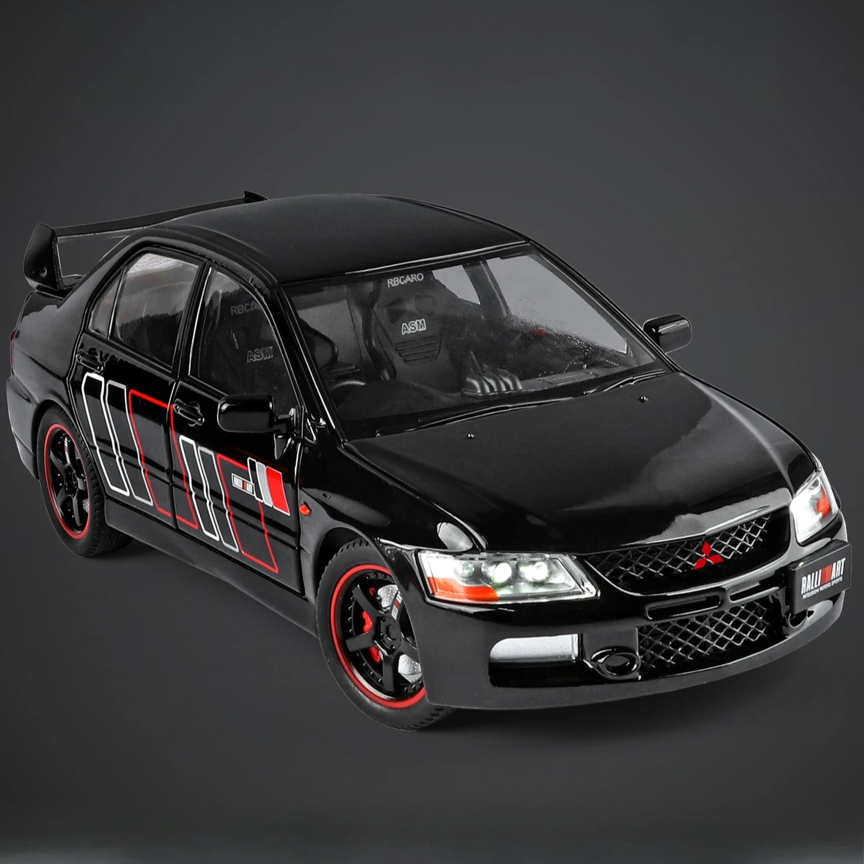 

Модель спортивного автомобиля 1:24 EVO9 Generation Latte Version со звуком и светом, инерционная, литая, коллекционная