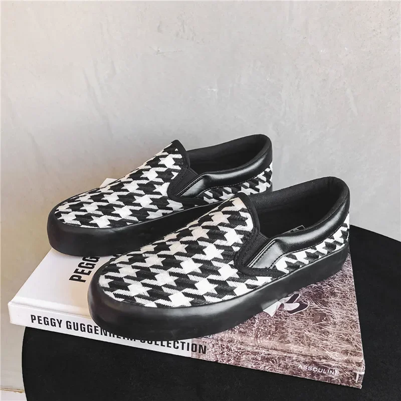 

Новая мужская и женская парусиновая повседневная обувь, обувь на плоской подошве для отдыха с узором «гусиные лапки», крутые лоферы без шнуровки для молодых людей