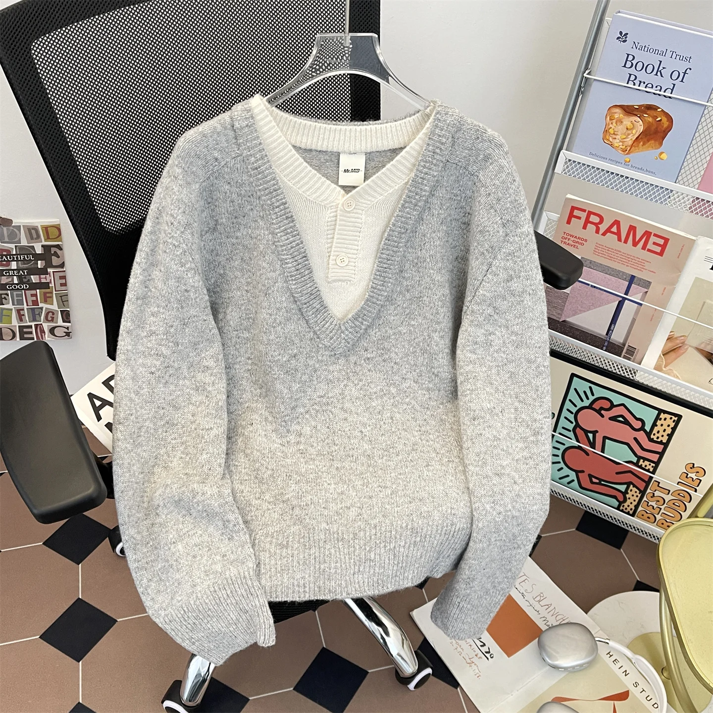 

Korean Sle Casual V-Ne Knitted Sweater Men's American Lazy Sle Simple High-End Feeling Vintage Money Sle Top