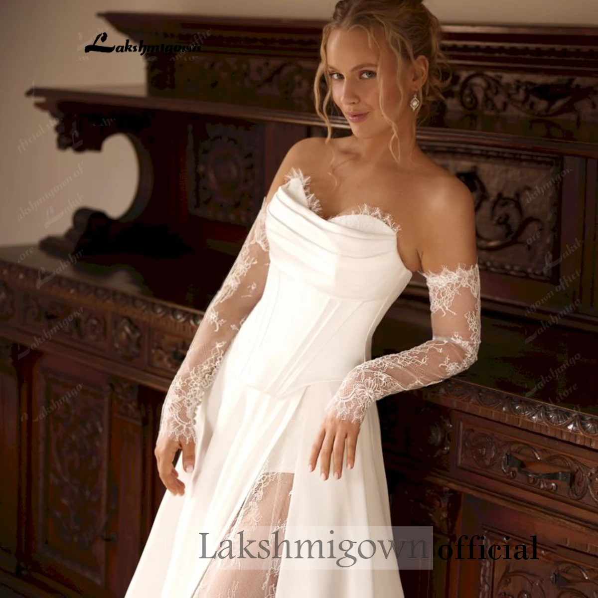 Lakshmigown Crepe-Satin-Hochzeitskleid 2027, trägerloses Korsett-Oberteil, abnehmbare Spitze, lange Ärmel, hoher Schlitz, A-Linien-Brautkleid – Detail 7