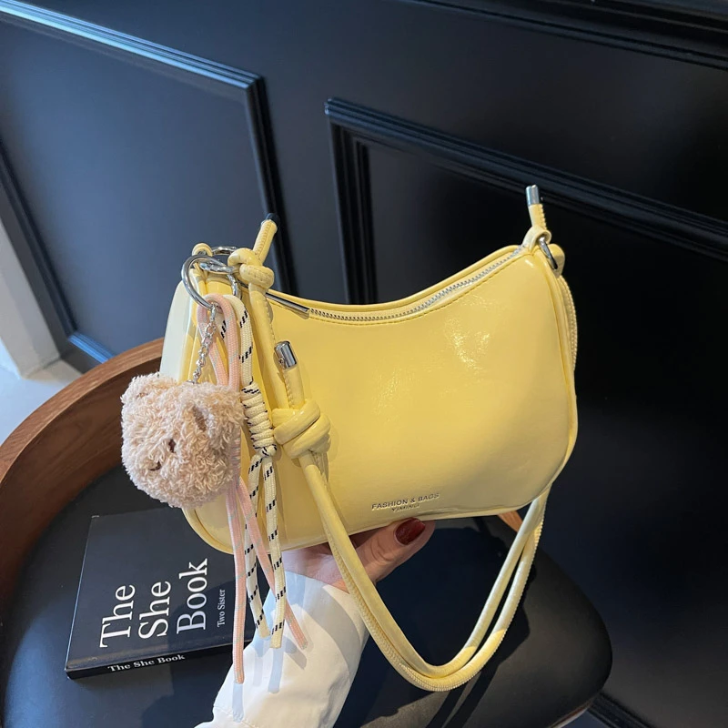 

Solid Color Shopper Bag Letter Logo Design For Casual Leisure Business Use Women Crossbody Handbag Luxury Tote