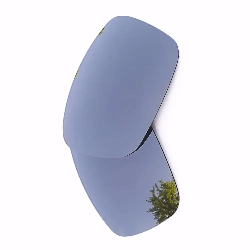 Silver Mirrored Pol…