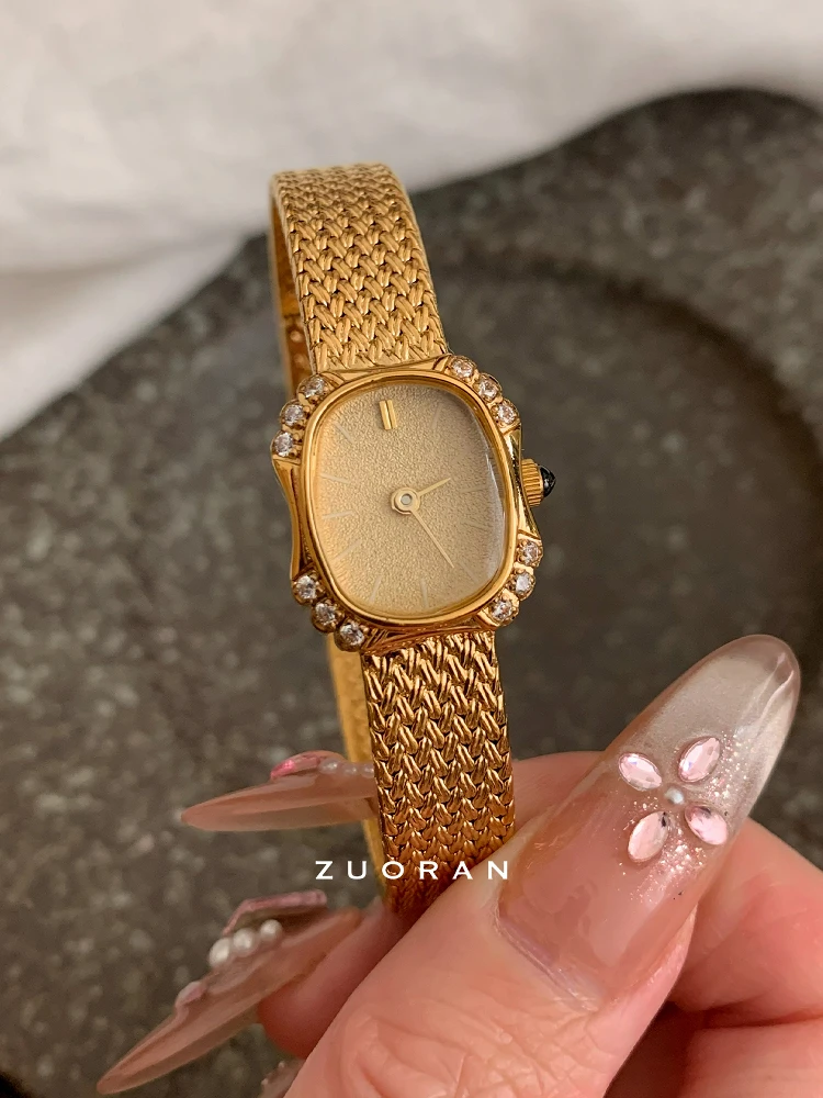 Retro style highend gold small dial fashionable and exquisite ladies' small gold watch, elegant watchladies' giftladies' jewelry