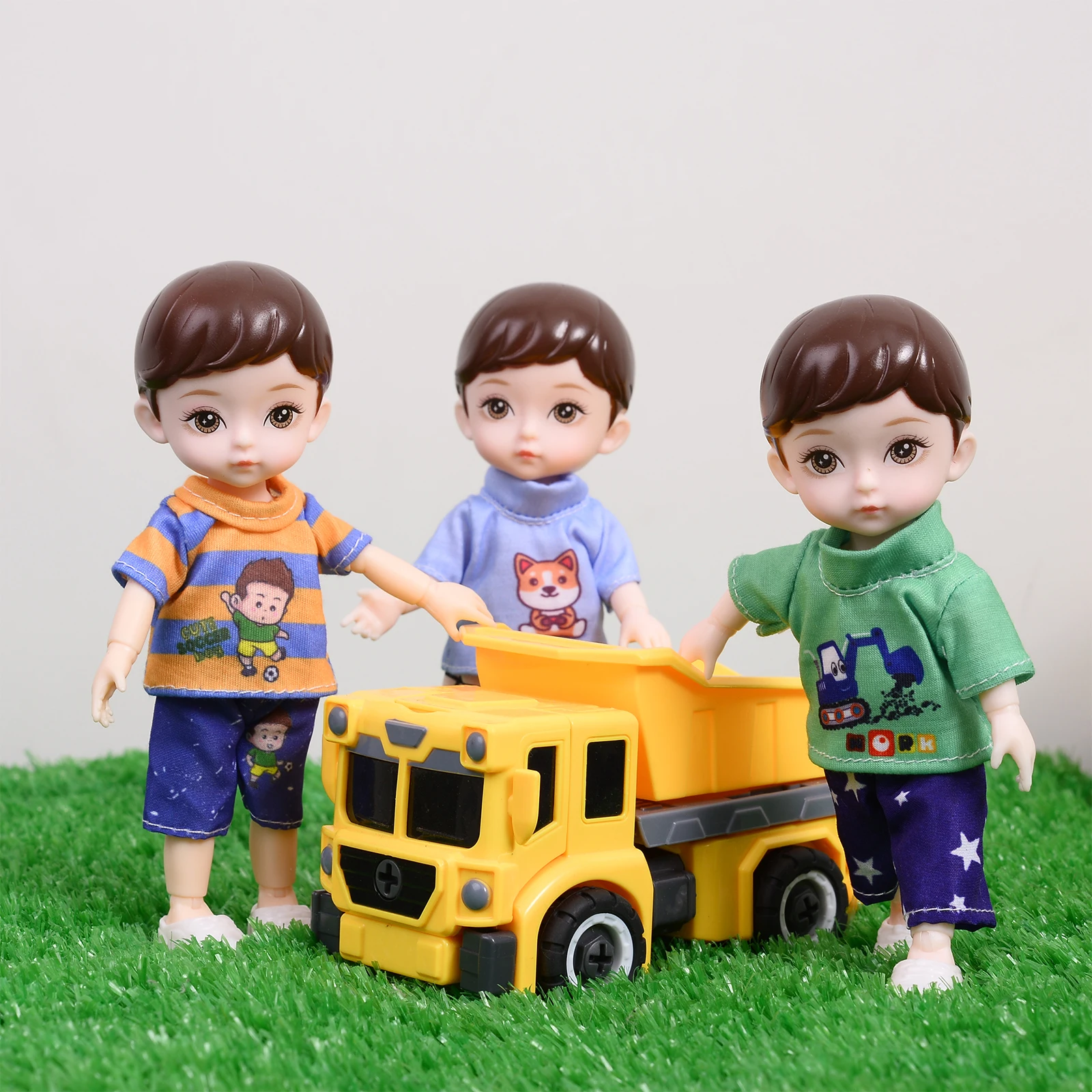 One Set Box 3 Colors 16Cm BJD Dolly Dolls Vinly Soft Little Boy Fashion Cute Make Up Clothing Girl Birthday Gift