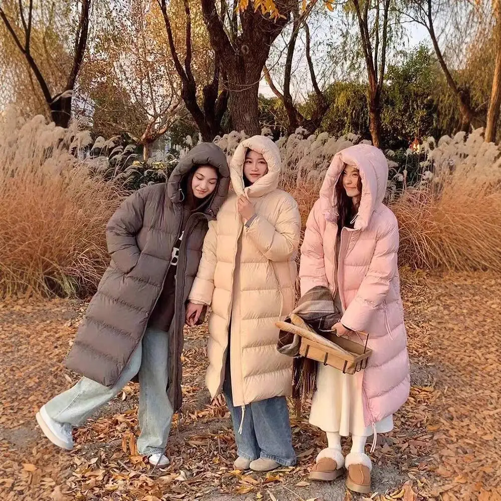 

Женская зимняя длинная куртка 2026, новый стиль, ультра милое модное пальто с капюшоном средней длины, высококачественное белое утиное пуховое пальто