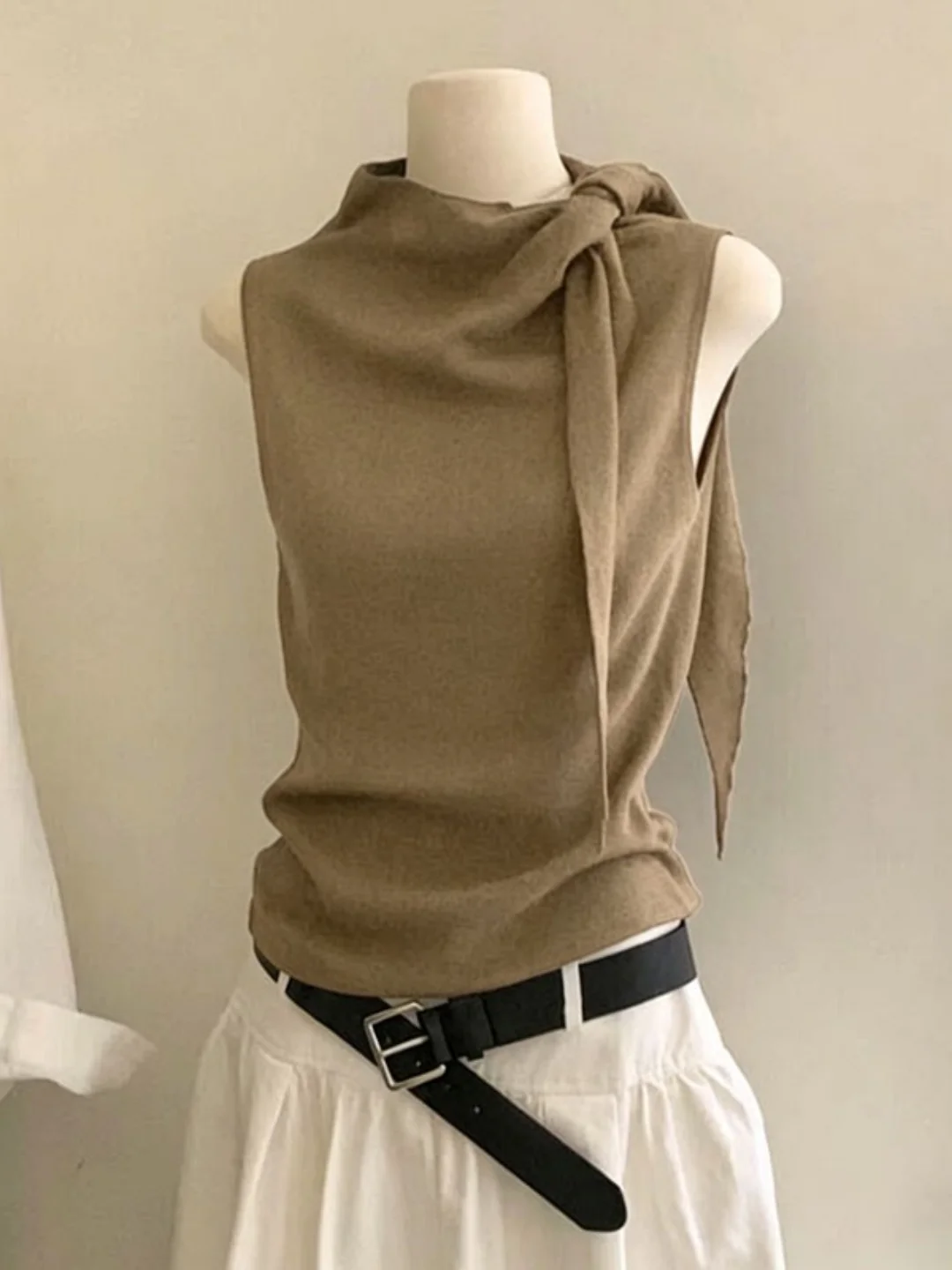 Elegant Tie-Detail Sleeveless Vest Women's Fashion 2026 New Summer Unique Beautiful Wearable round Neck Strapless Top
