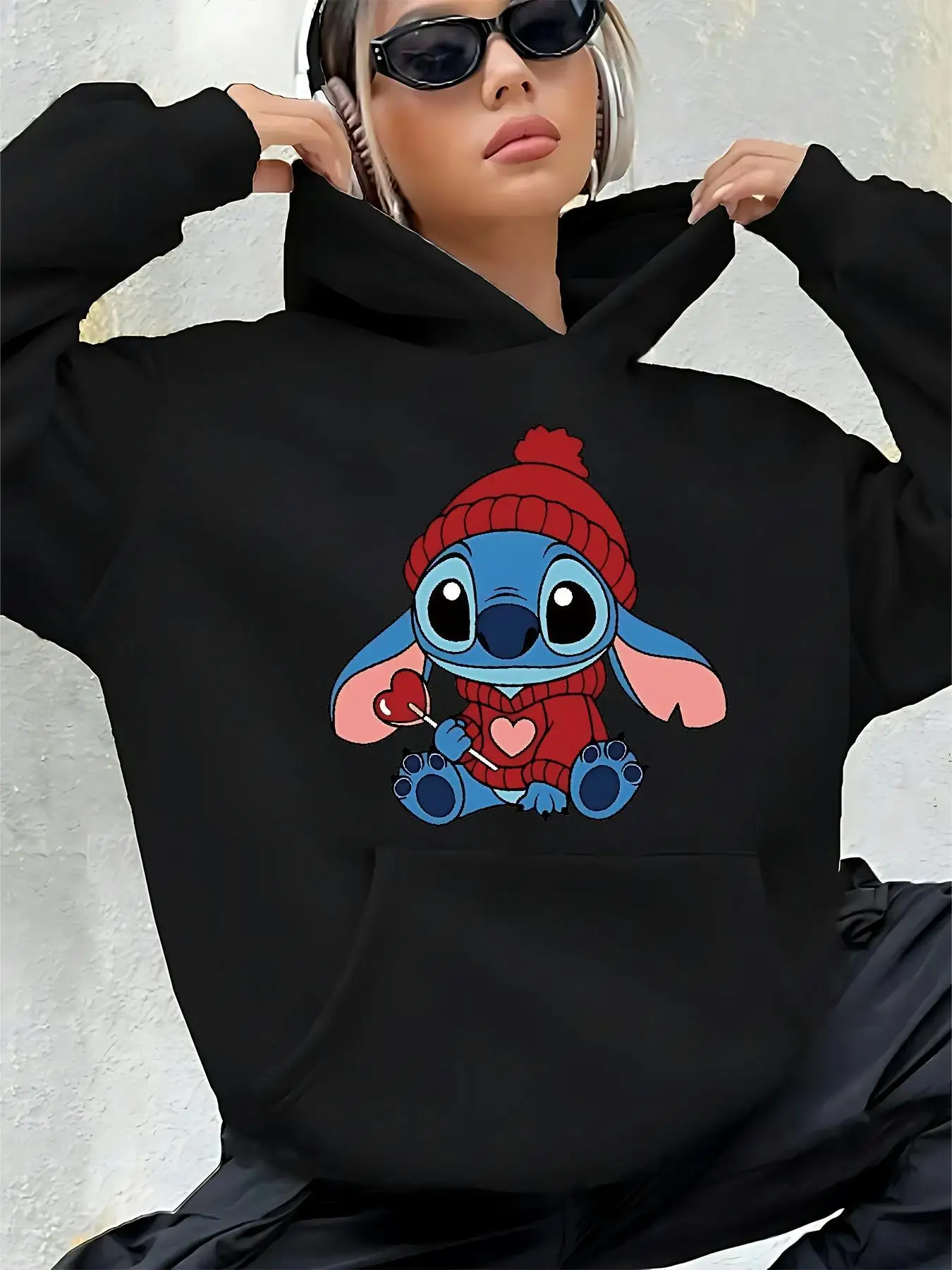 

Disney Stitch Christmas Hoodies Fashion Oversized Unisex Hoodies Sweatshirts Autumn and Winter Fleece Casual Versatile