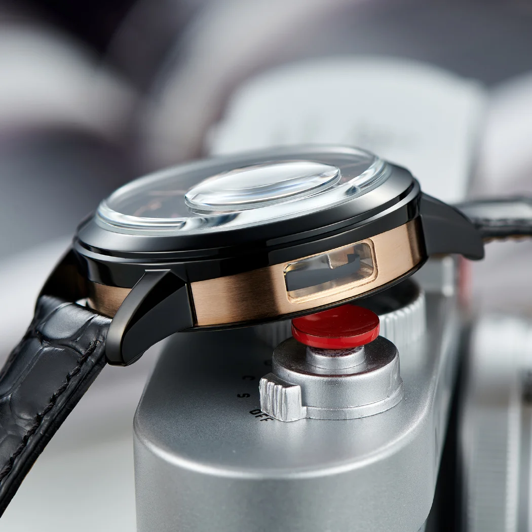 مستطيل الرجعية الرجال عادية الهيكل العظمي ساعة أوتوماتيكية الميكانيكية جلد العجل حزام المعدنية كريستال زجاج مقاوم للماء مرآة ساعة حمراء VM