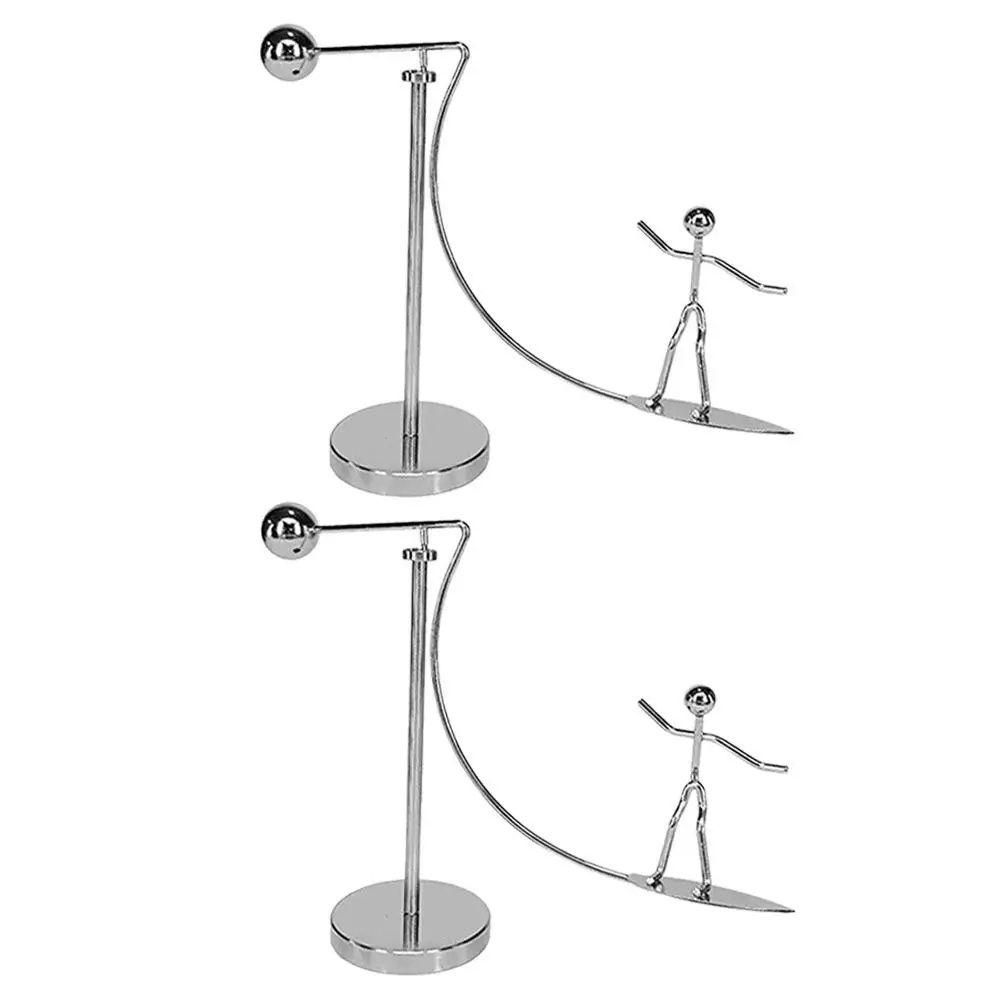 

Набор из 2 металлических фигурок: Мужчины на балансирующих досках. Креативное украшение для офисного стола. Уникальная статуэтка-балансир. Подарок.