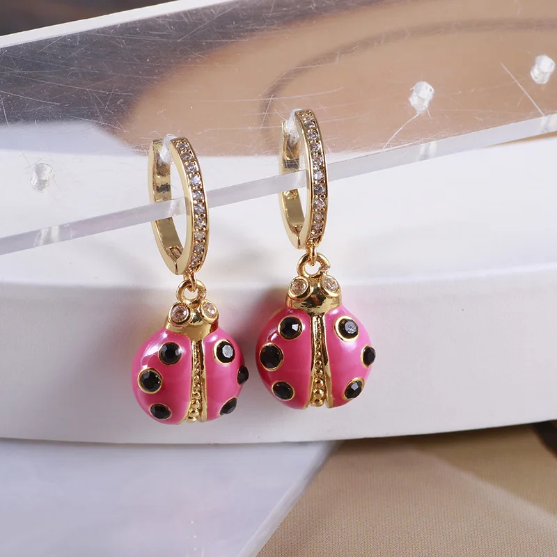 

Fashion Personality Three-dimensional Enameled Ladybug Shape Inset Zircon Ear Ring Ear Hoop Y2k Accessories Jewelry for Women