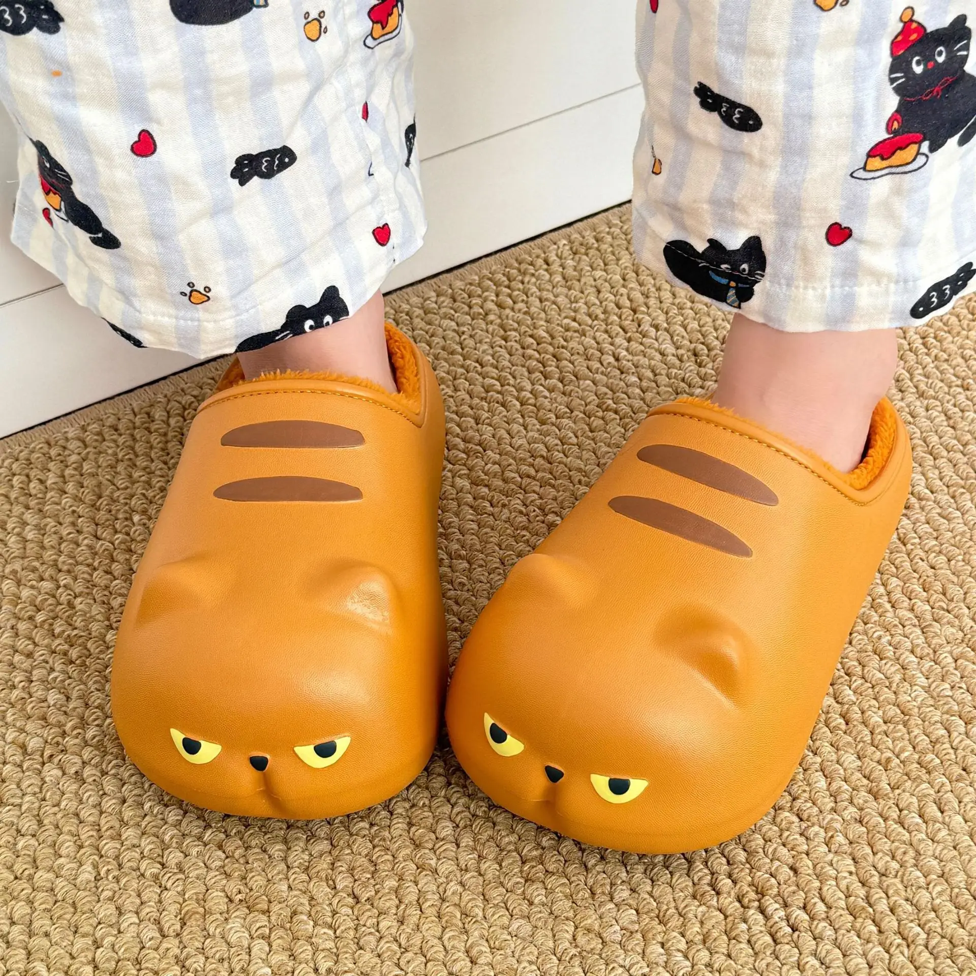 

Cute Tiger Home Slippers 2025 Winter Cute Cartoon Slippers Women Fleece Lined Non Slip EVA Waterproof Indoor Household Slippers