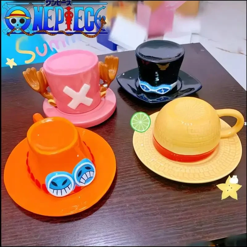 

Горячая аниме ONE Piece Косплей Кружка Чашка для воды Креативная керамическая чашка Луффи Ас Сабо Три бротья в форме шляпы Кофейные чашки Подарок для вечеринок