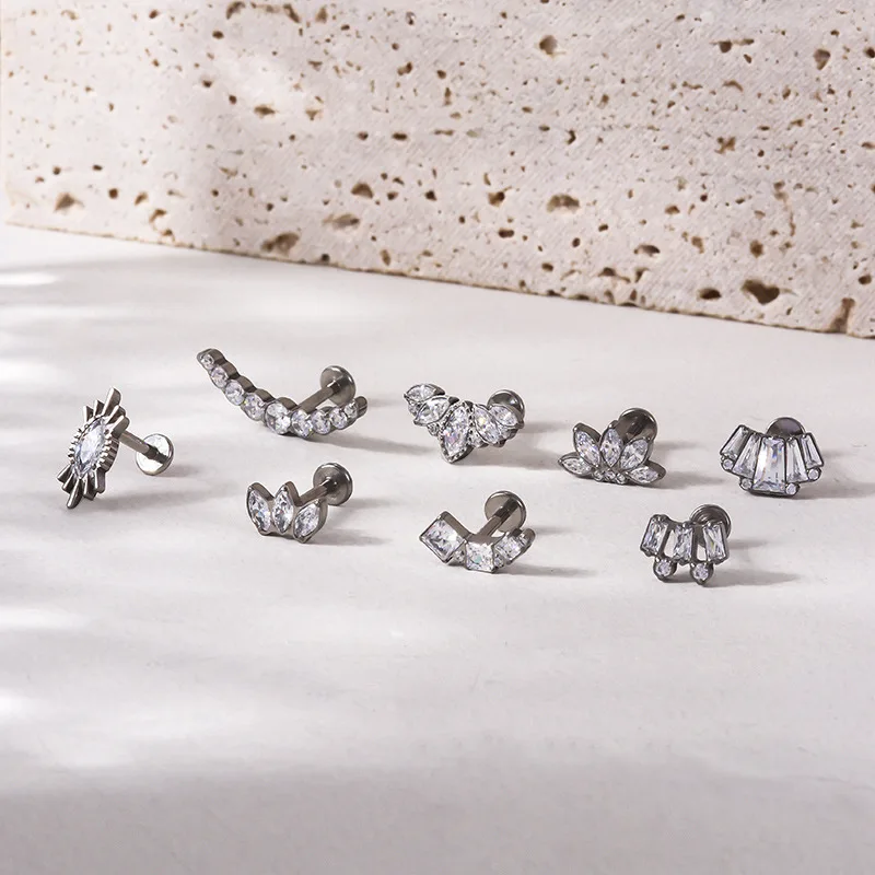 

1PC ASTM F136 G23 Titanium Piercing Labret Studs Horse's Eye Crown CZ Internal Thread Lip Ear Stud Helix Cartilage Body Jewelry