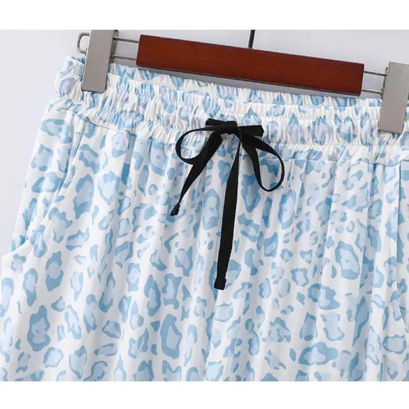 صيف جديد إمرأة لينة مشروط منامة 2 قطع قصيرة الأكمام فستان أطفال مع سروال داخلي مثير السيدات ليوبارد الطباعة ملابس خاصة فضفاضة المنزل منامة