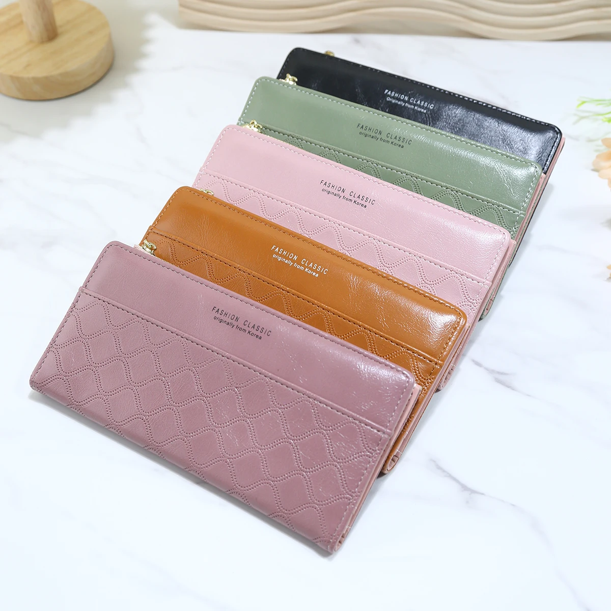 

Double-fold long clutch bag, classic and versatile casual wallet, PU leather coin and credit card holder.