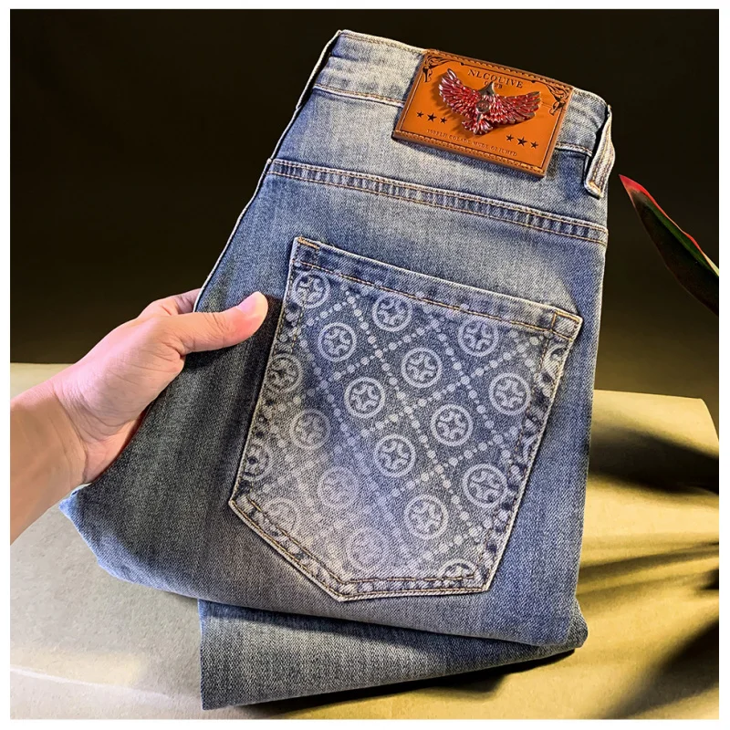 الراقية الخفيفة الفاخرة الرجال الجينز الاتجاه الخريف منتج جديد سليم صالح القدم الصغيرة منتصف الخصر الرجعية غسلها النسخة الكورية السراويل للرجال