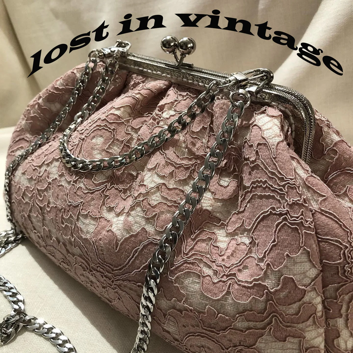 

Lost in Vintage Dusty Pink Lace Purse Metal Frame Clutch Kiss Lock Bag Floral Embroidered Bags 35x22x10cm Hasp Clutchs