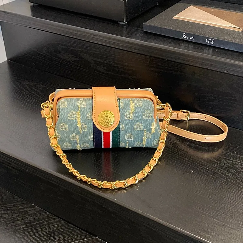 

2025 New! Luxury - Brand Women's Cowboy - Cloth Bags - Trendy Crossbody, Shoulder & Under - Arm Bags with Niche Design